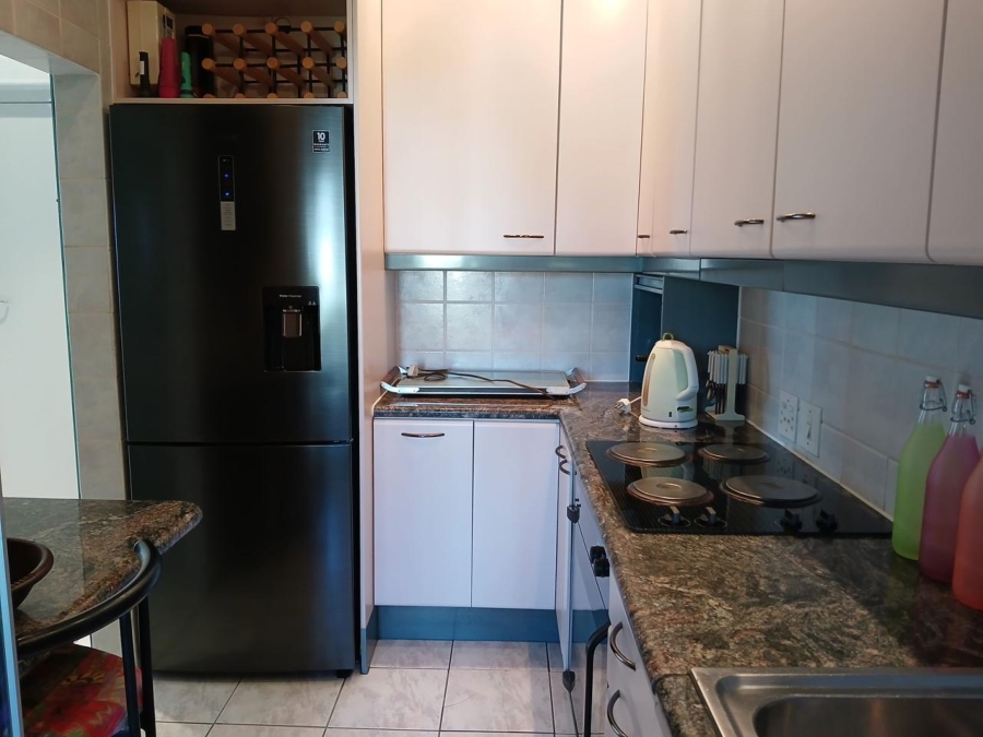 2 Bedroom Property for Sale in Sea Point Western Cape